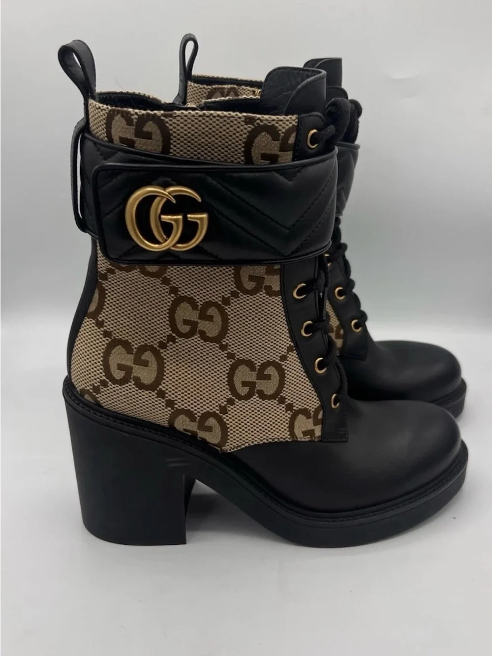 Gucci Black and Beige GG Canvas Leather Ankle Boots

 SZ 39.5  719849 -39.5- 09A - Picture 2 of 11